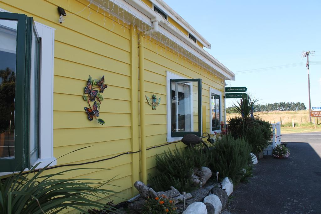 Stony River Hotel Okato Exterior foto